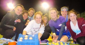 Girls with Cupcakes 3